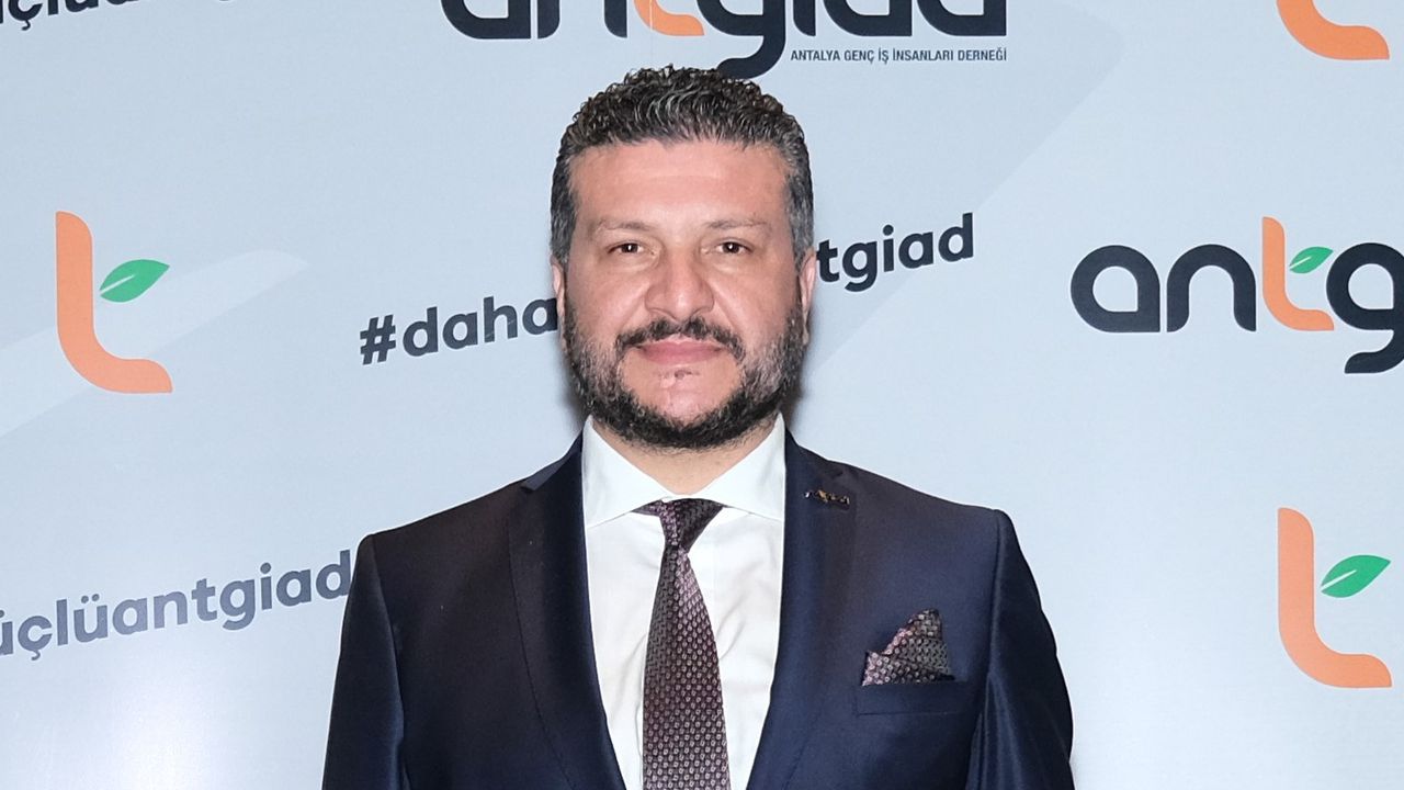 Antalya iş dünyasından 30 Ağustos Zafer Bayramı mesajları