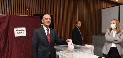 İzmir Ticaret Borsası’nda yeni Başkan Ömer Gökhan Tuncer