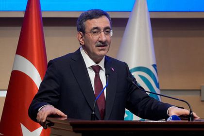 Yılmaz: İş gücü bulamama sorunuyla karşı karşıya olan sektörlerimiz var