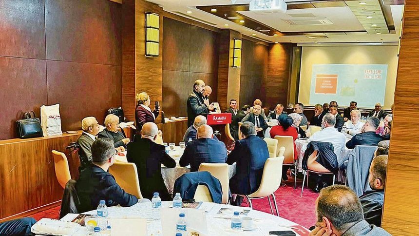 Tokatlılar kente nasıl uyum gösterebileceklerini sorguladı Tokatlılar kente nasıl uyum gösterebileceklerini sorguladı