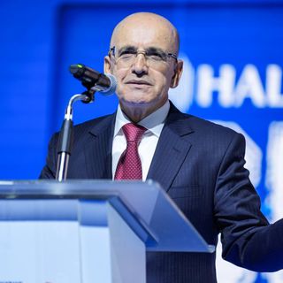 Şimşek: Enflasyon düşüyor, düşmeye devam edecek