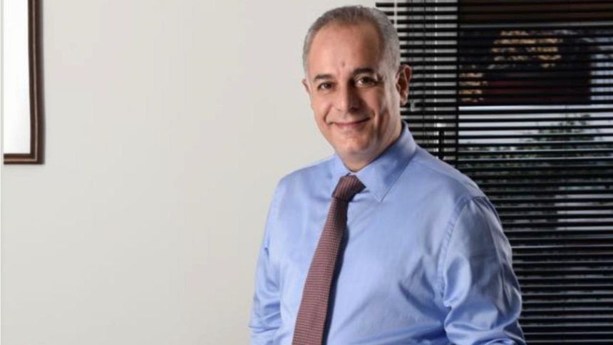 İZSİAD’ın yeni başkanı Münir Sirhan Özen oldu