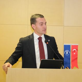 EGİAD Başkanı Özhelvacı: Uluslararası ticaret KOBİ’ler için tercih değil zorunluluk