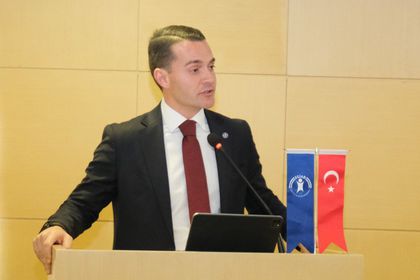 EGİAD Başkanı Özhelvacı: Uluslararası ticaret KOBİ’ler için tercih değil zorunluluk