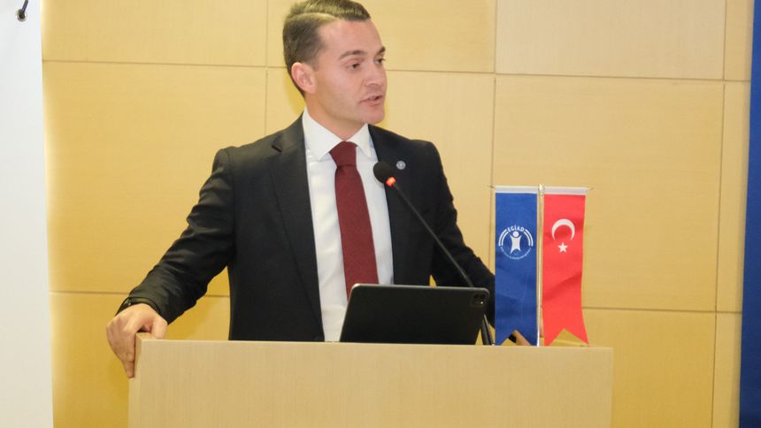 EGİAD Başkanı Özhelvacı: Uluslararası ticaret KOBİ’ler için tercih değil zorunluluk