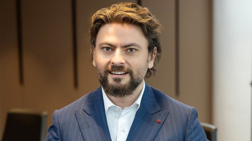 Şirket performansında belirleyici güç: Karar masasındaki kadın liderler Şirket performansında belirleyici güç: Karar masasındaki kadın liderler