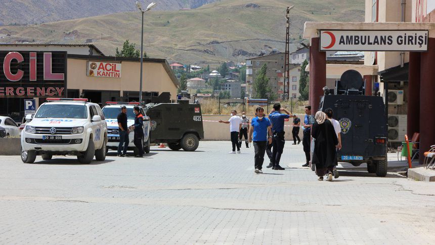 Şehit asker sayısı 12'ye yükseldi