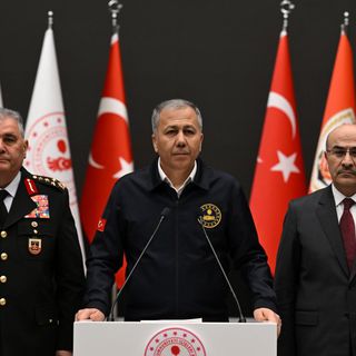 DEAŞ'la çatışmada 3 şehit, 9 yaralı