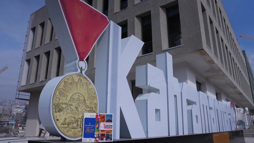 Büyükşehir, şehir hafızasına iki yeni eser kazandırdı