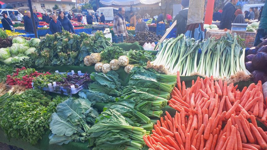 Ocakta sebze meyve miktarı azaldı, fiyatları arttı