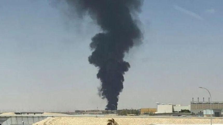 Füzeler, Suudi Arabistan ekonomisini de vuruyor