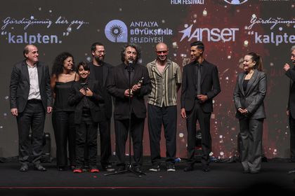 Altın Portakal ‘Tavşan İmparatorluğu’nun oldu