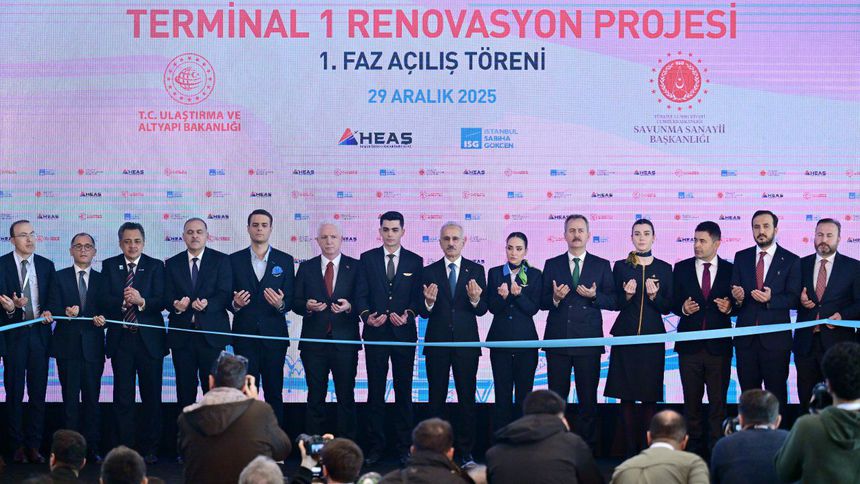 Uraloğlu: Sabiha Gökçen'de yolcu sayısı 46 milyonun üzerine çıktı