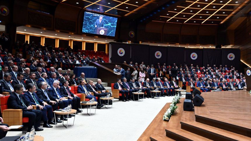 'Üretim, istihdam ve ihracatı artırarak yola devam etmek arzusundayız'