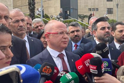 AK Parti'den Mustafa Bozbey hakkında suç duyurusu