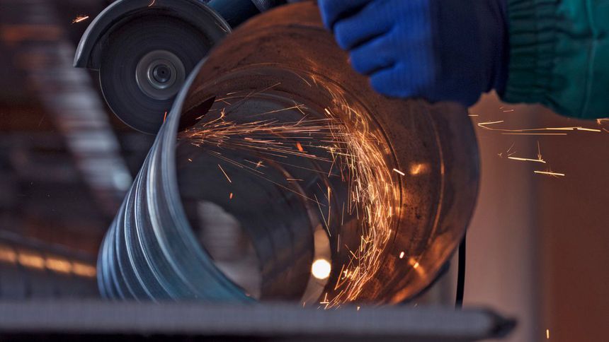 Sanayide ücretli çalışan sayısı 14 aydır azalıyor Sanayide ücretli çalışan sayısı 14 aydır azalıyor