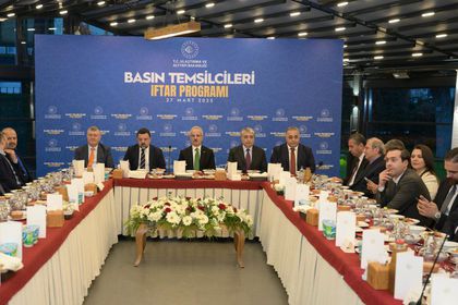Bakan Uraloğlu: Şam-İstanbul seferleriyle Suriye'yi bütün dünyaya bağladık