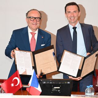KSO, Fransa ile ticaret ve vize için iki protokol imzaladı