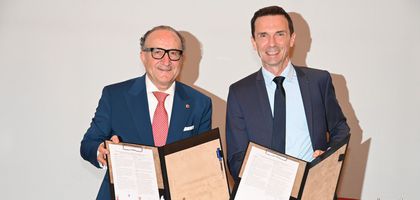 KSO, Fransa ile ticaret ve vize için iki protokol imzaladı