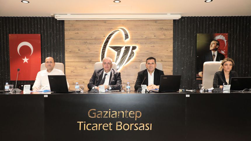 Tiryakioğlu: Faiz indirimi ticarette yeni bir canlanma sürecinin önünü açabilir