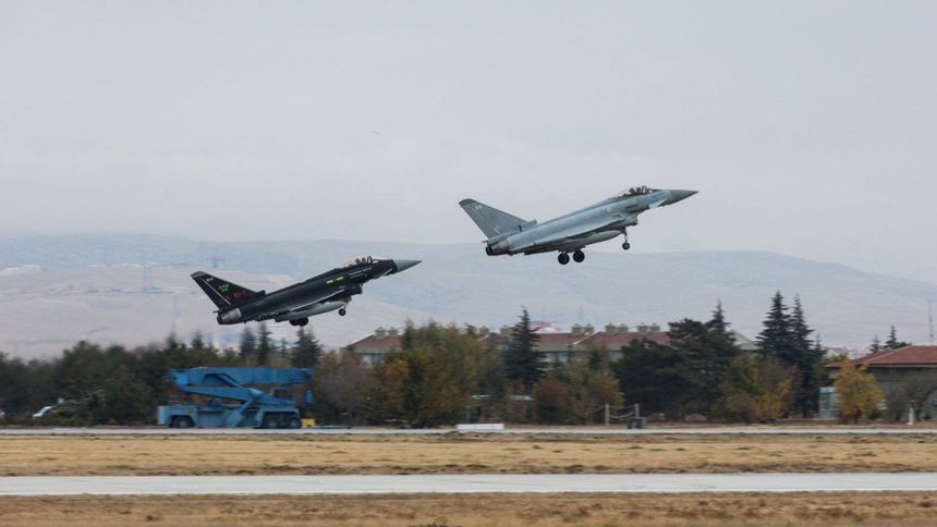 İngiltere’den, Eurofighter için Türkiye’ye teklif