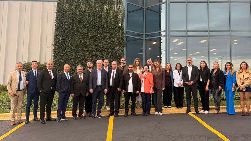 İzmirli baskı ve ambalaj firmaları, Chicago’da 140’a yakın iş görüşmesi yaptı