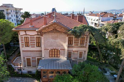 Arkas, İzmir’in bir kültür ve sanat  merkezi olması için yatırımlarına devam ediyor 