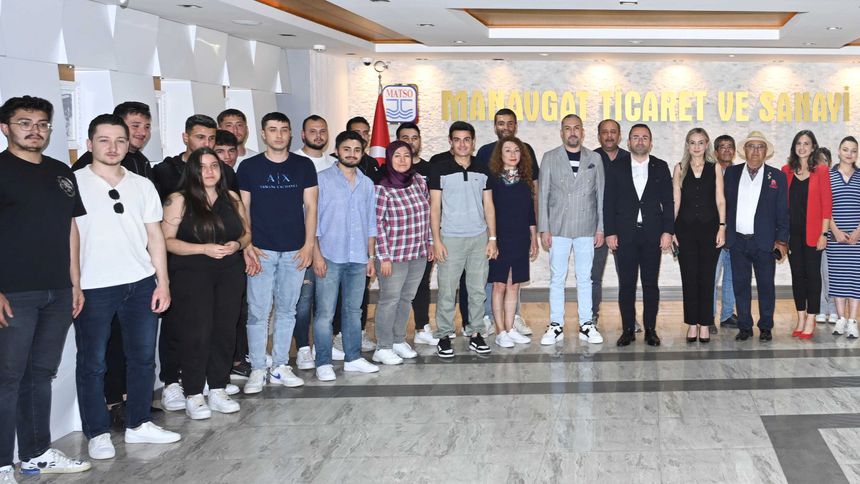 Topraksız çilek yetiştiriciliği eğitimi