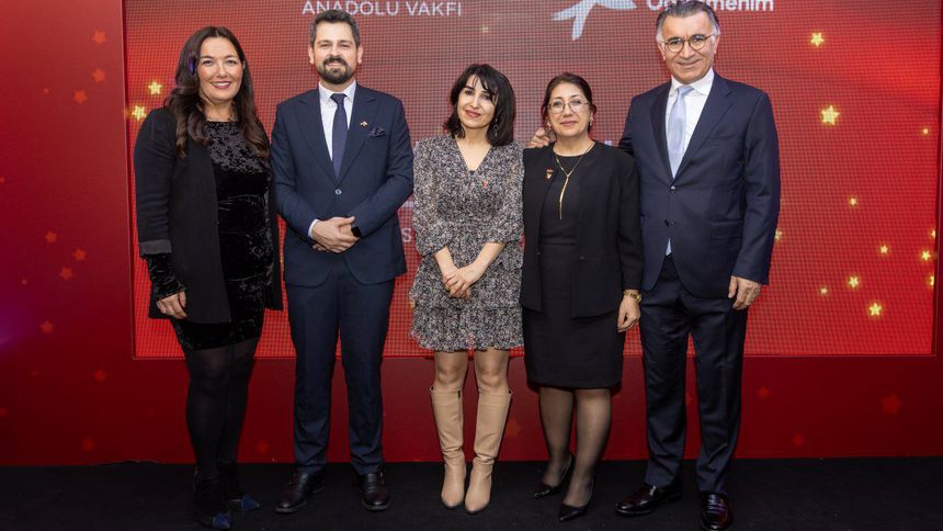 Anadolu Vakfı sevgili öğretmenlerimize Eğitimin Yıldızları programıyla umut veriyor Anadolu Vakfı sevgili öğretmenlerimize Eğitimin Yıldızları programıyla umut veriyor