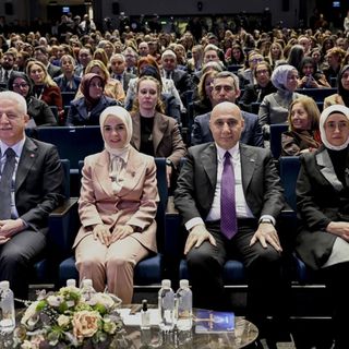 'Halkbank 267 bini aşkın kadın girişimciye 125 milyar lira finansman desteği sağladı'