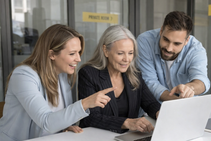 Yaş değil bakış açısı: Organizasyonlarda gümüş tavan