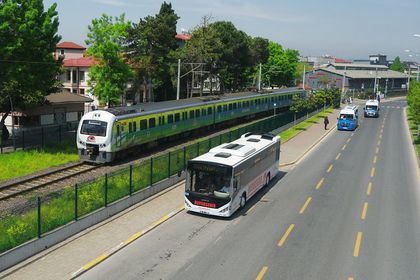 Sakarya’da öğrencilerin toplu taşımaya rağbeti rekor seviyeye ulaştı