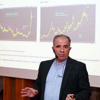 Ekonomist Ali Ağaoğlu: "Faiz politikaları ve emtiadaki oynaklık 2026’da da devam edecek”