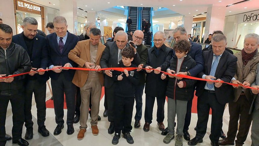 Sapanca Gölü Sualtı Fotoğrafları Sergisi'nin gelirleri Gazze'ye bağışlanacak