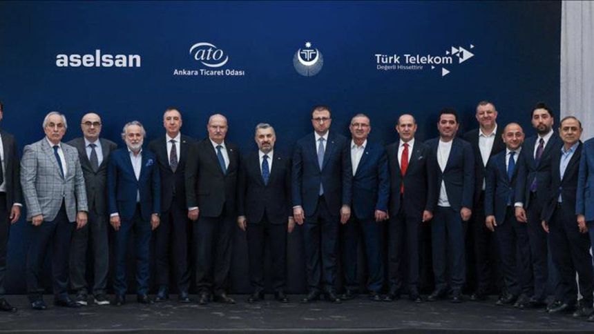 Ebubekir Şahin: Teknolojide dışa bağımlılığı azaltacak çalışmalarımız aralıksız sürecek
