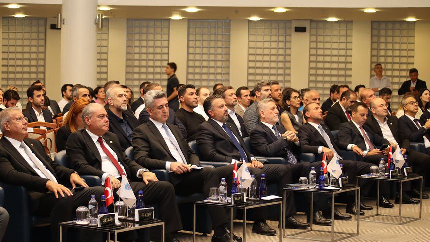 'TÜGİAD genç girişimcileri küresel karar masasına taşıyor'