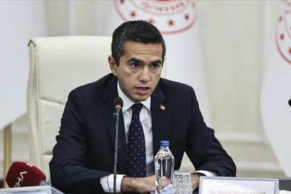 İşçi sendikalarının genel kurullarında artık alkışlanıyoruz