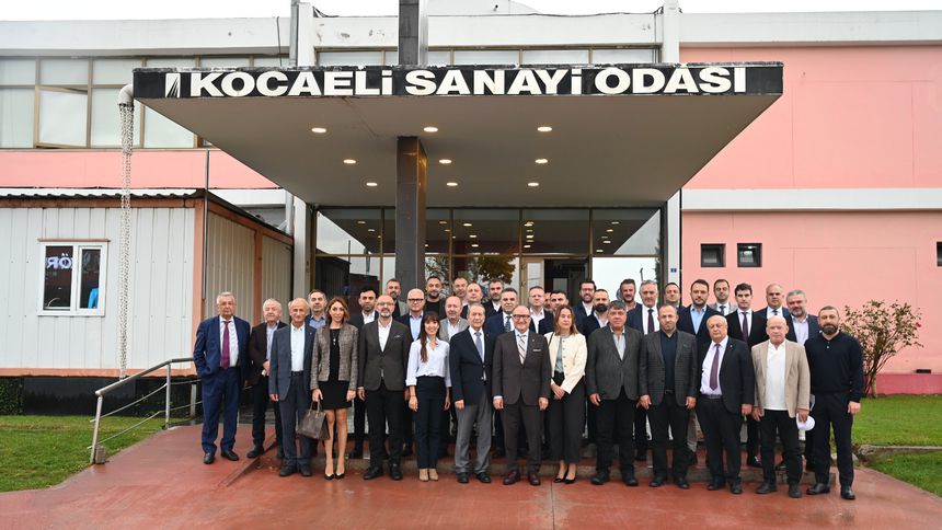Zeytinoğlu, meclis üyeleri ve OSB başkanlarıyla sanayinin geleceğini değerlendirdi