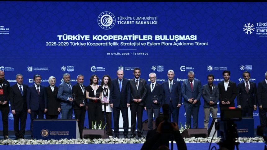Erdoğan: Kooperatiflerimize toplam 3 milyar liralık kredi imkanı sunacağız