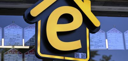 1423 emlakçıya ilan cezası