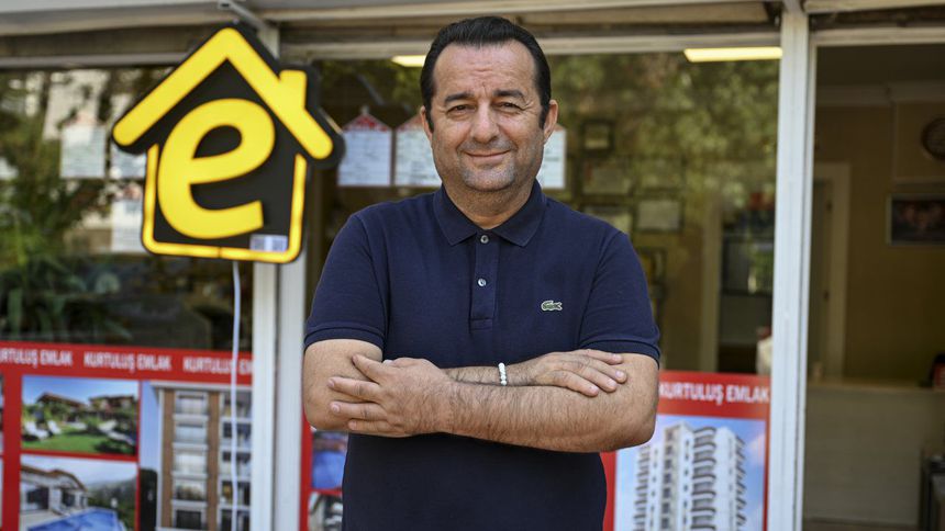 Emlak ofislerine 'e' tabelalar asılmaya başlandı