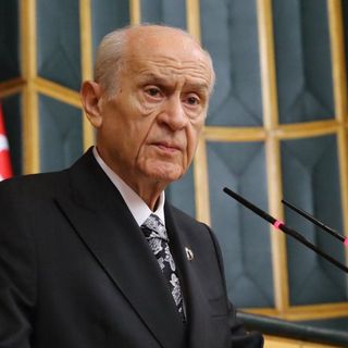 Bahçeli'den Özgür Özel'e 'duruşma' desteği: Türk milleti gerçekleri görsün