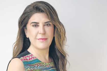 “hayatı ve insan olmayı sanat doğruluyor, iş yaşantıma zarafet içinde yaklaşmamı sağlıyor”