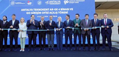 Bakan Kacır: 2030'a kadar 100 bin teknoloji girişimi hedefliyoruz