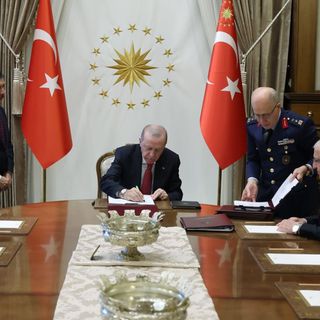 YAŞ kararları: 25 general ve amirale terfi