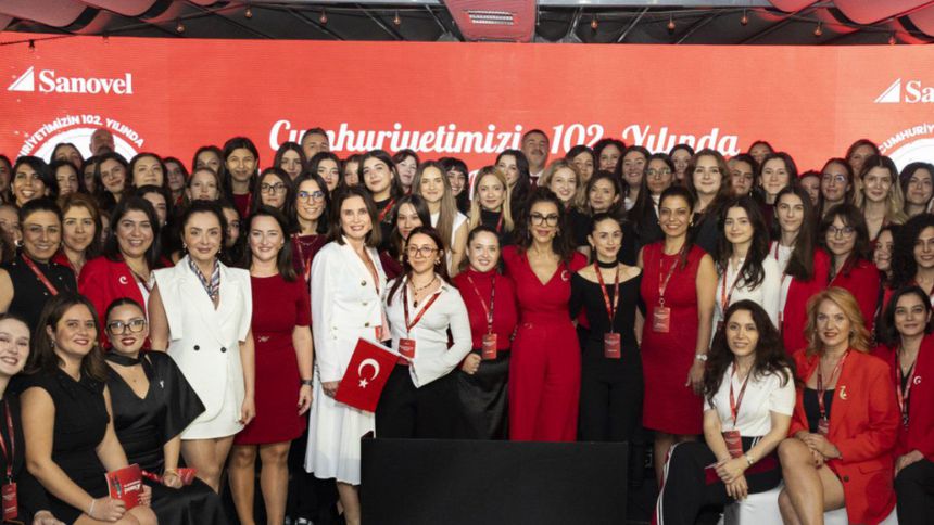 Sanovel'den 102'nci yılda 102 kız çocuğuna koçluk desteği