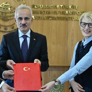 Hidrojen yakıtlı tren için İngiltere ile anlaşma imzalandı