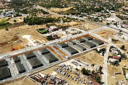 Nurdağı ve İslahiye’de 329 iş yeri inşa edildi