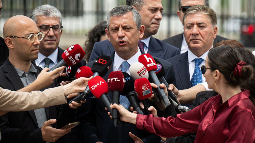 Özgür Özel: Asgari ücretin aldığı zam dört ayda eridi