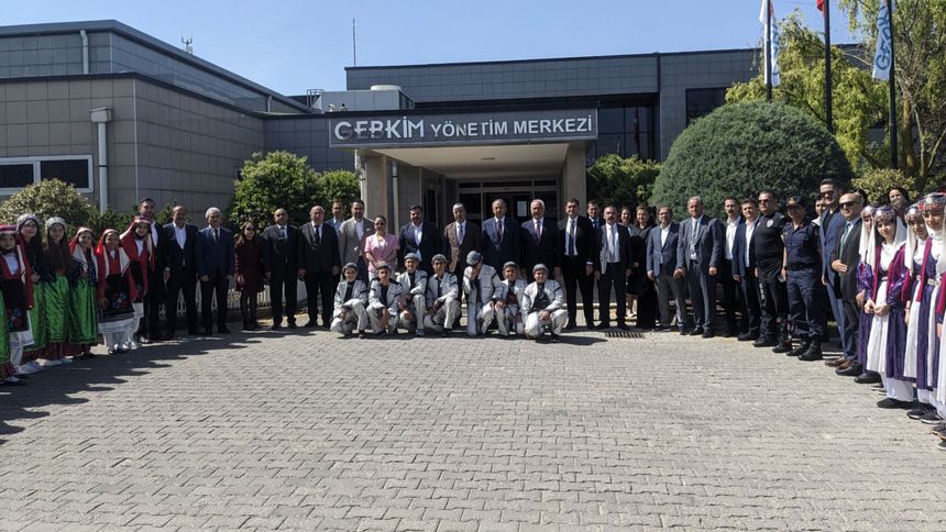 'Dilovası Yıldızlarıyla Buluşuyor' programının üçüncüsü düzenlendi